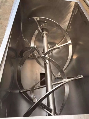 5.5kw 500L rempah-rempah bumbu bubuk pigmen bubuk komersial ganda dayung horisontal mixer pita